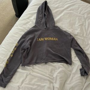 Cropped hoodie